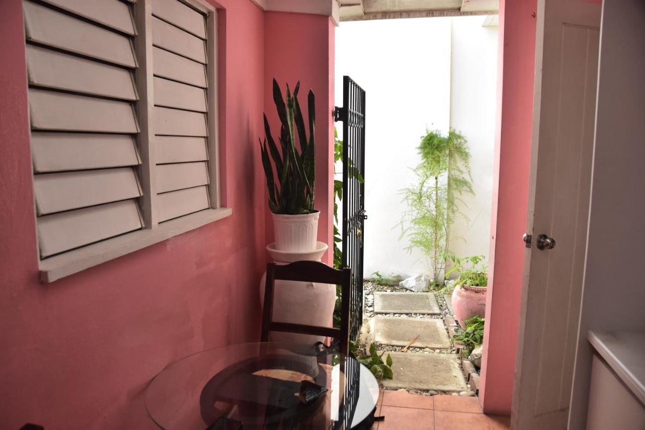 Barbican Cozy Flat At Dillsbury Kingston Buitenkant foto